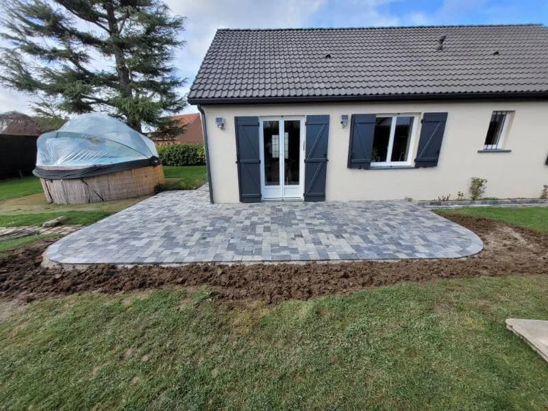 Engazonnement 120 m² à Lallaing